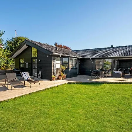 Four-bedroom In * Ebeltoft