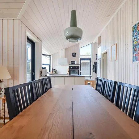 Four-bedroom In Vakantiehuis