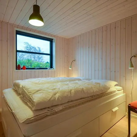 Four-bedroom In Ebeltoft