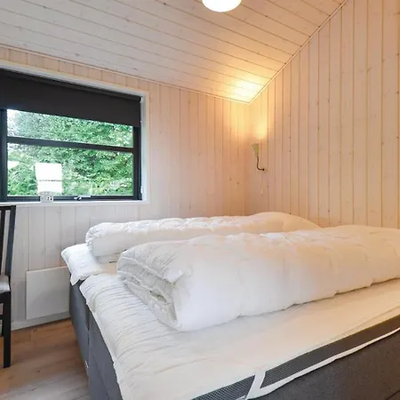 Four-bedroom In Vakantiehuis *