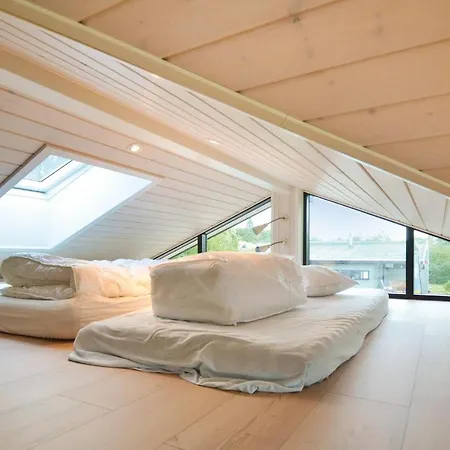 Four-bedroom In Vakantiehuis